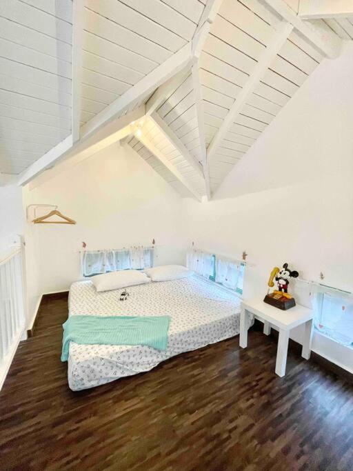 Sea Kecil Tiny House Near Jetty Of Kuala Besut Villa Kampong Nail Buitenkant foto
